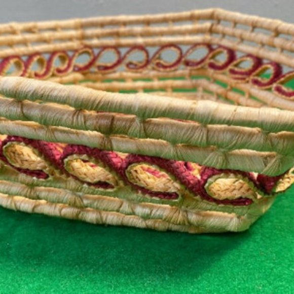 Vintage Woven Wicker Boho Rattan Basket, Natural Straw Basket, Bathroom Decor Fa - Picture 5 of 6